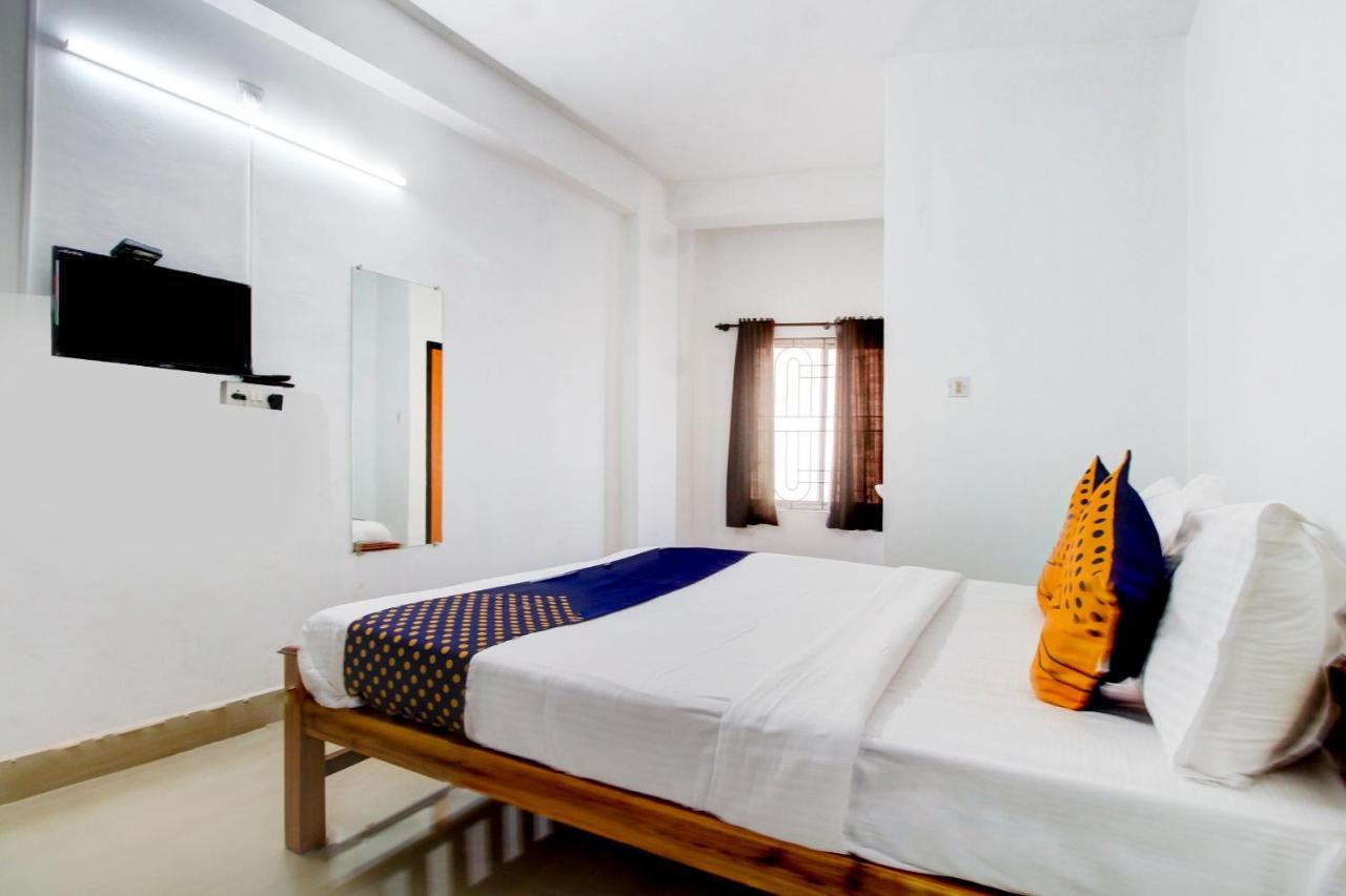 Spot On Hotel Samruddhi Residency Манипала Экстерьер фото